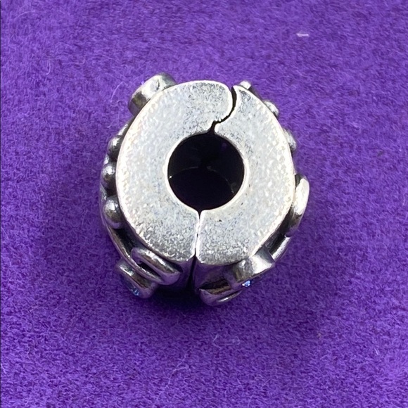 💛 Retired Sterling Silver Pandora Tendril Blue CZ Charm Clip - Picture 4 of 6